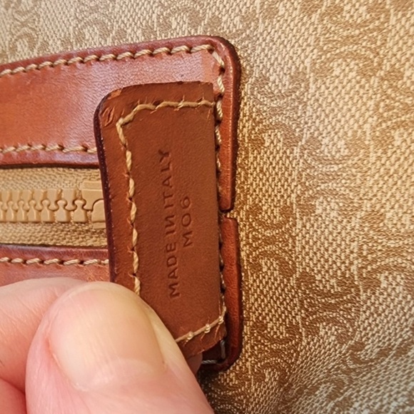 Celine Macadam Triomphe Travel bag/duffle EUC
C.O.A. included - Picture 5 of 15